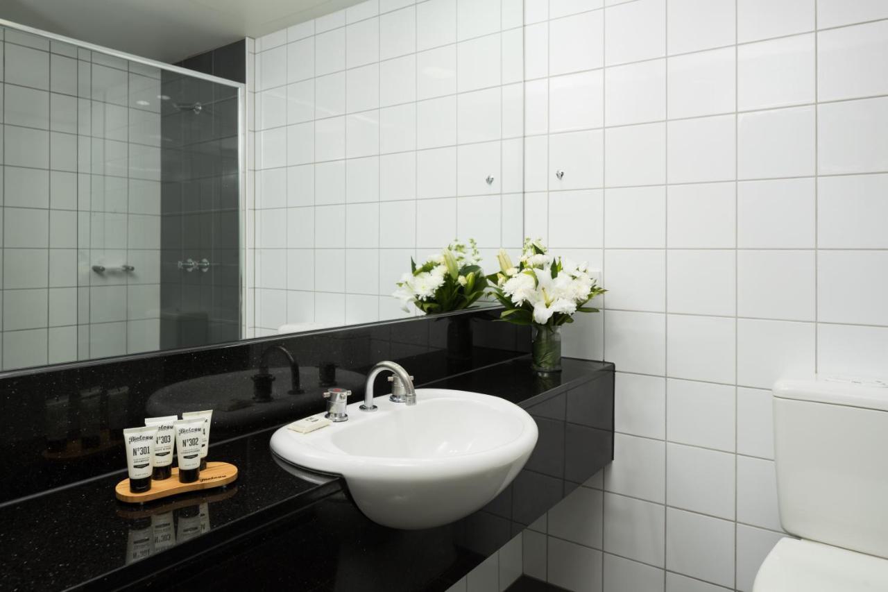 Rydges Hotel 4*